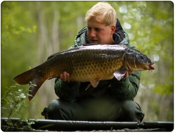 Wind, regen en karperkracht – Een sessie vol uitdagingen en beloningen